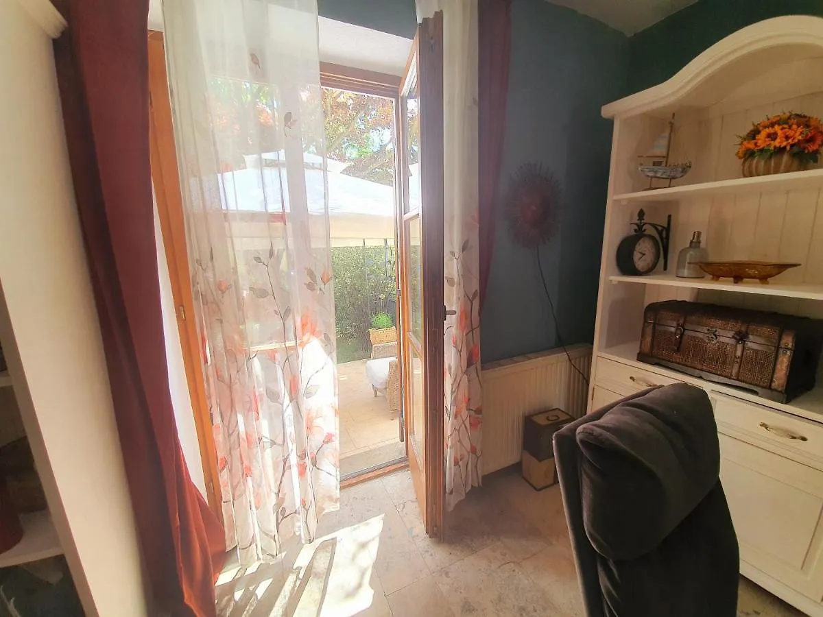 Holiday home Uriges, Altes Haus In Bester Lage Villa Friedberg